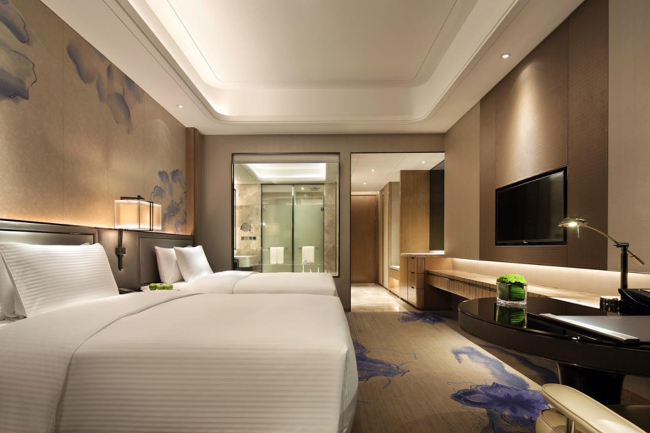 Wanda Realm Liuzhou Hotel Exterior photo