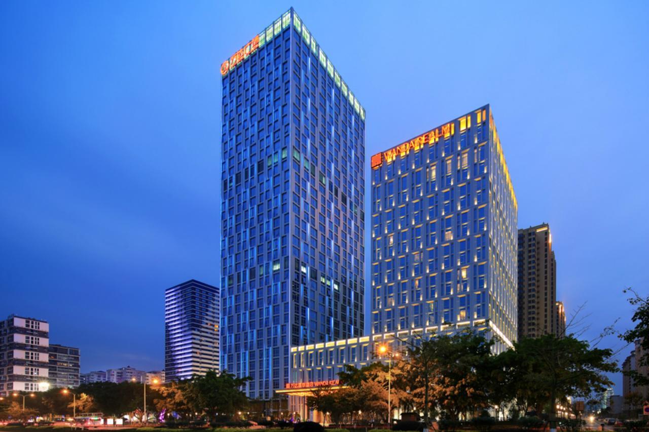 Wanda Realm Liuzhou Hotel Exterior photo