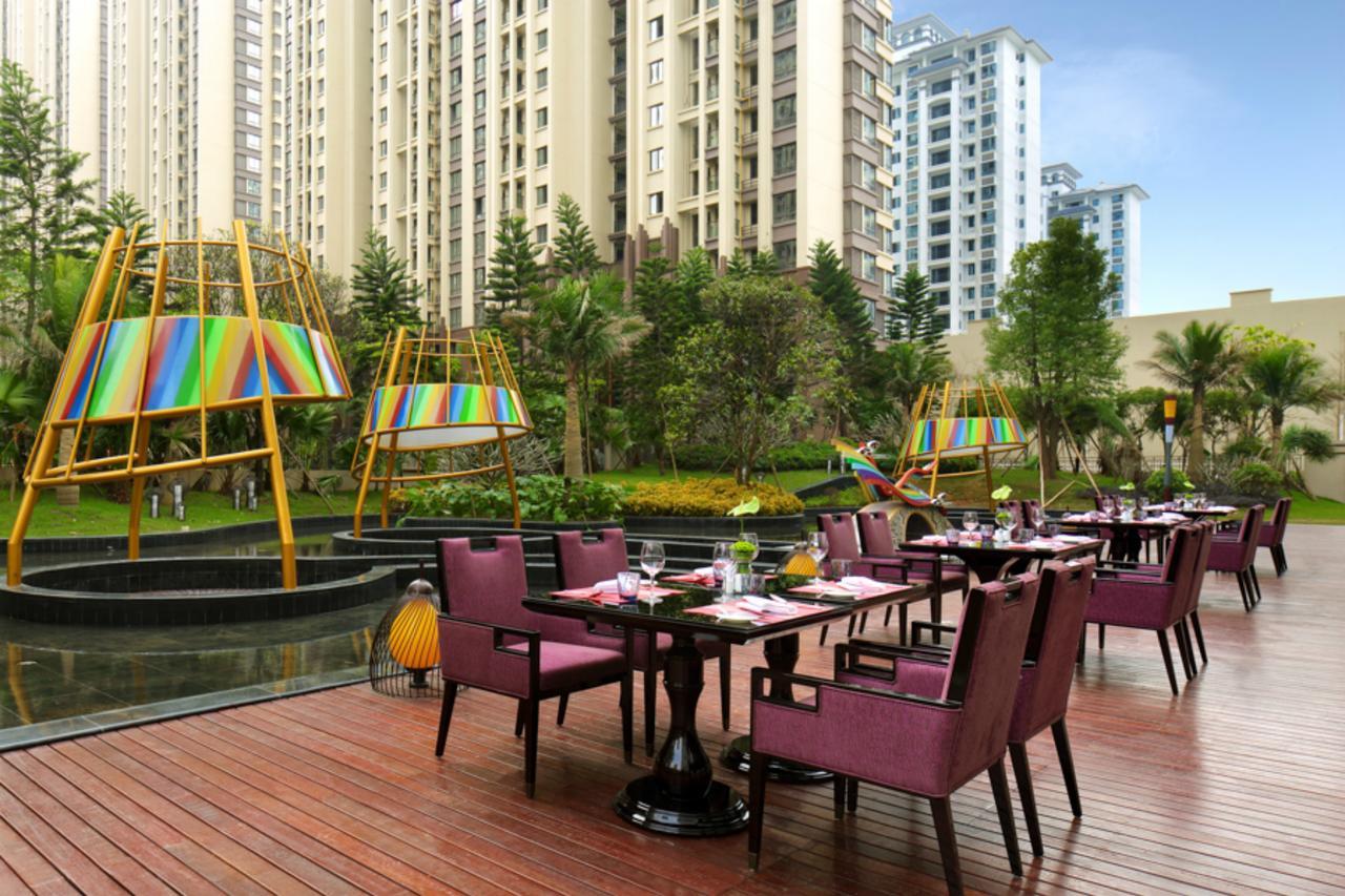 Wanda Realm Liuzhou Hotel Exterior photo